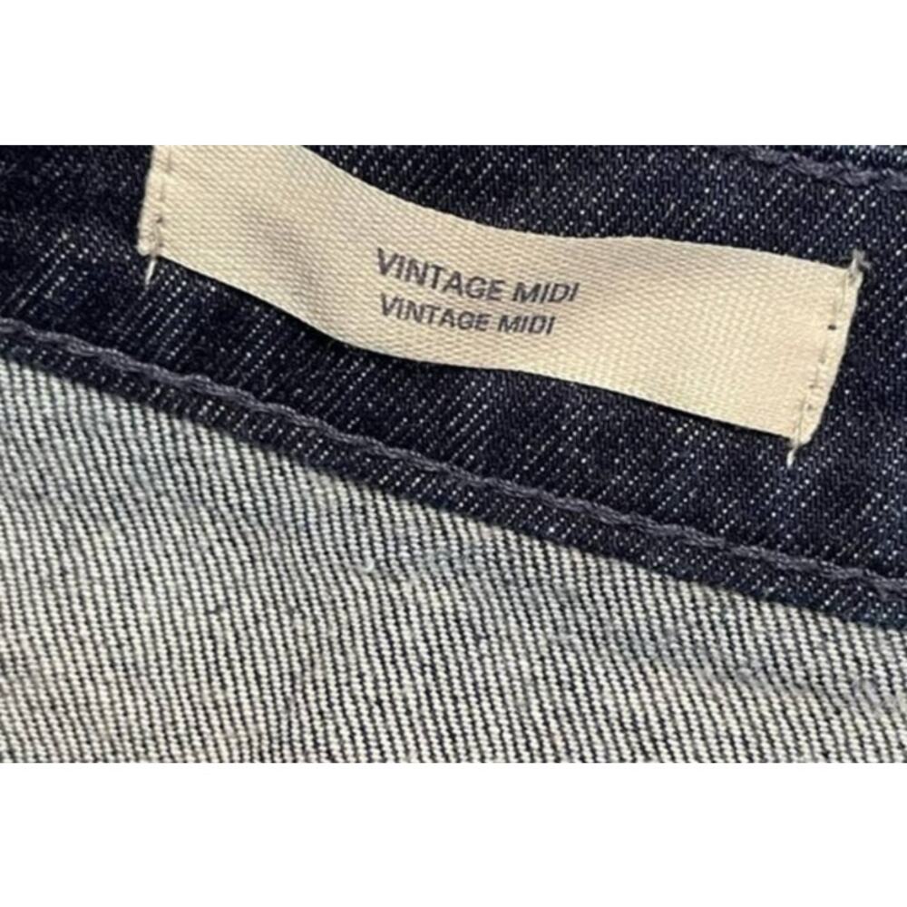 Universal Thread Vintage Midi Blue Denim Jean Shorts Size 10/30R - Picture 5 of 8